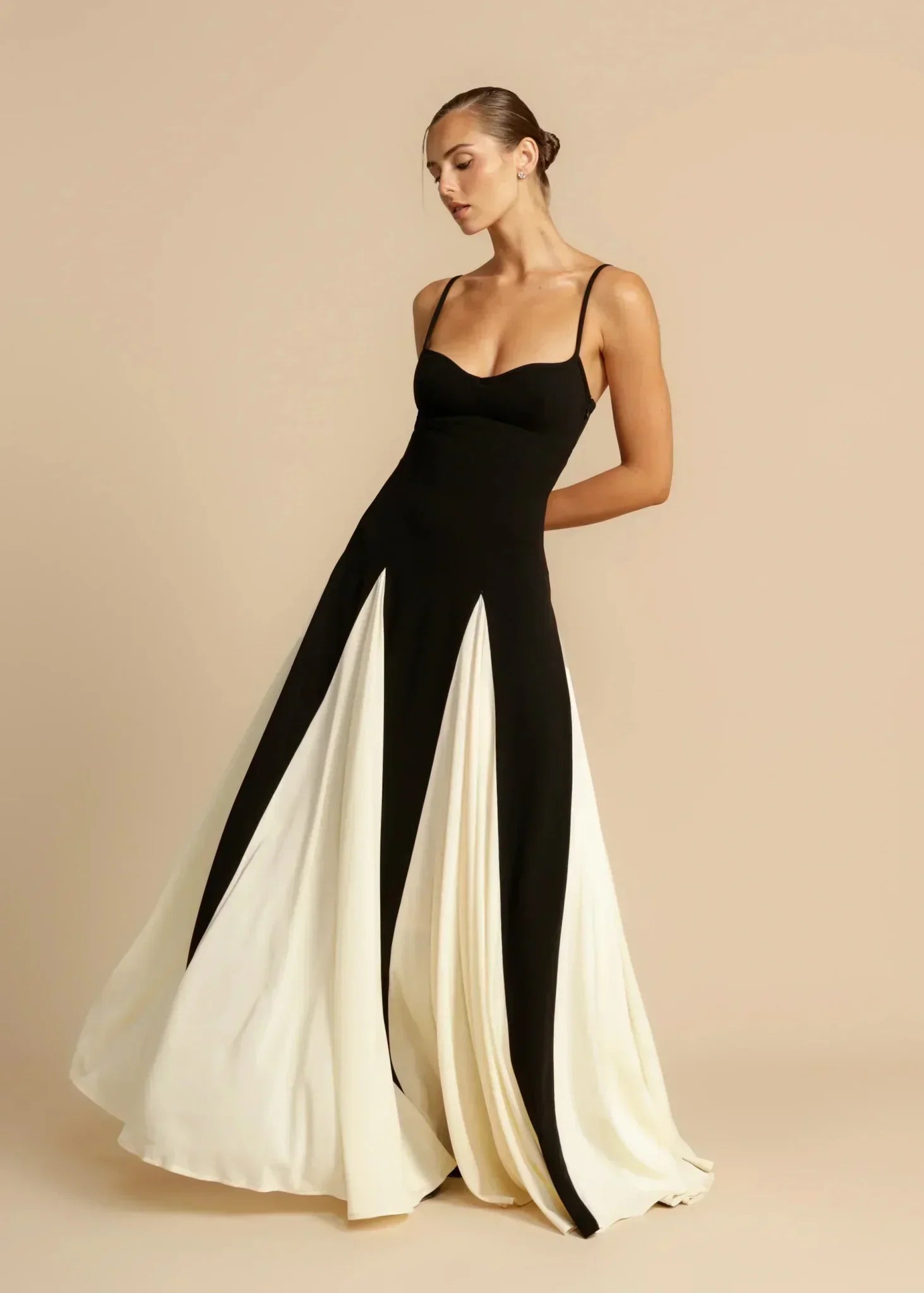 Elise | Elegant Maxi Kjole i To Farver
