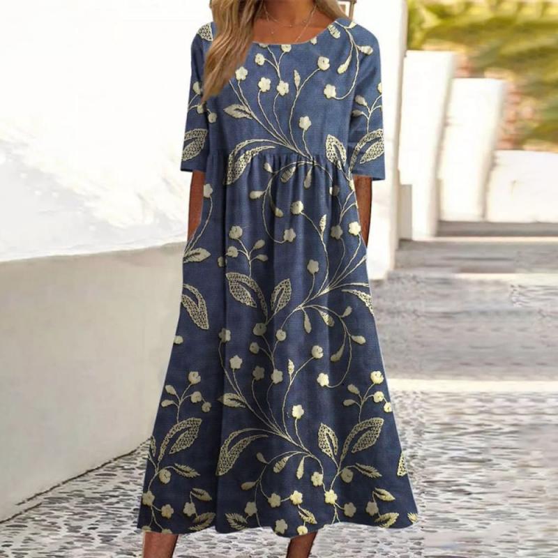 Margit | Elegant Blomstret Broderi Midi Kjole