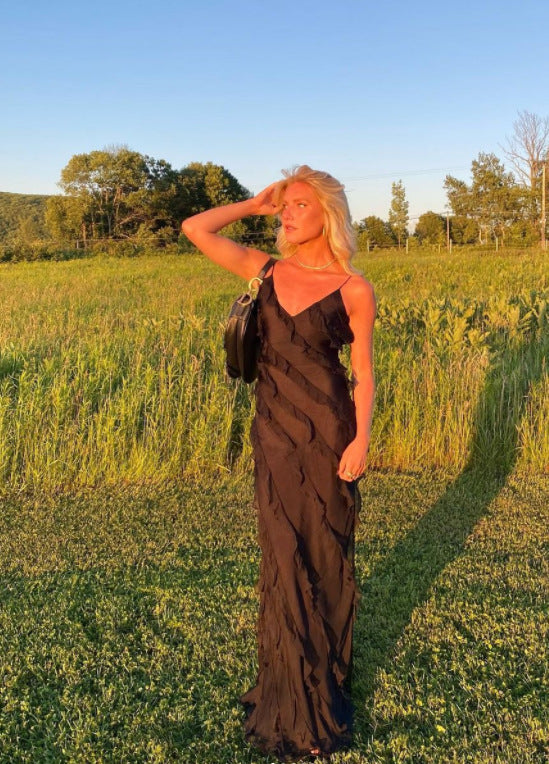 Emilie | Lang Elegant Kjole med Volantdetaljer
