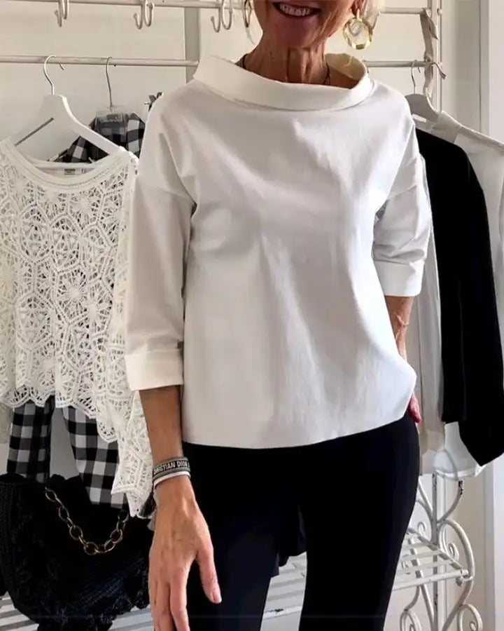 Højhalset trøje med elegant design