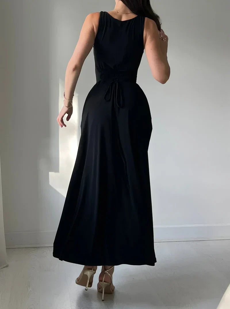 Juliane | Smuk Rygløs Maxi Kjole
