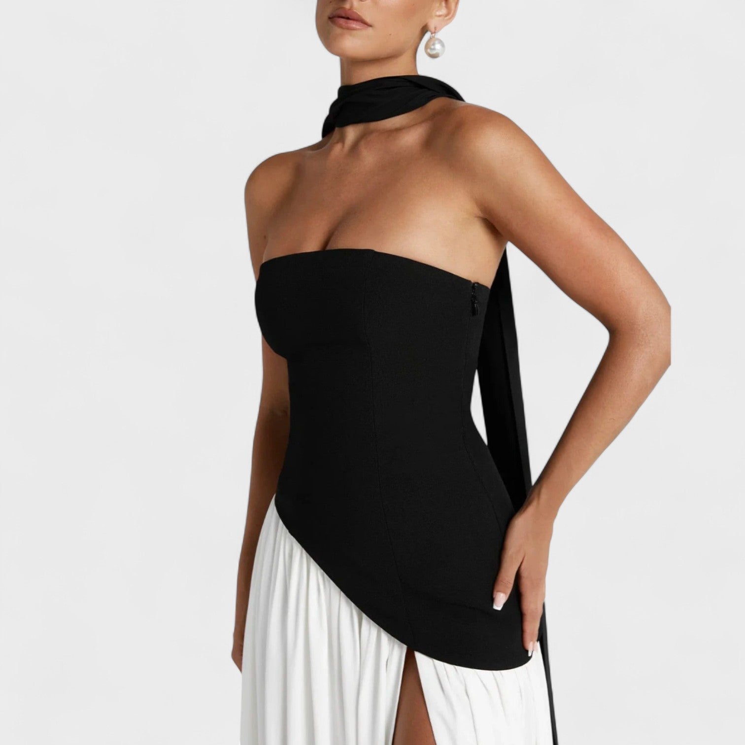 Leonor | Elegant Kjole i Festudgave